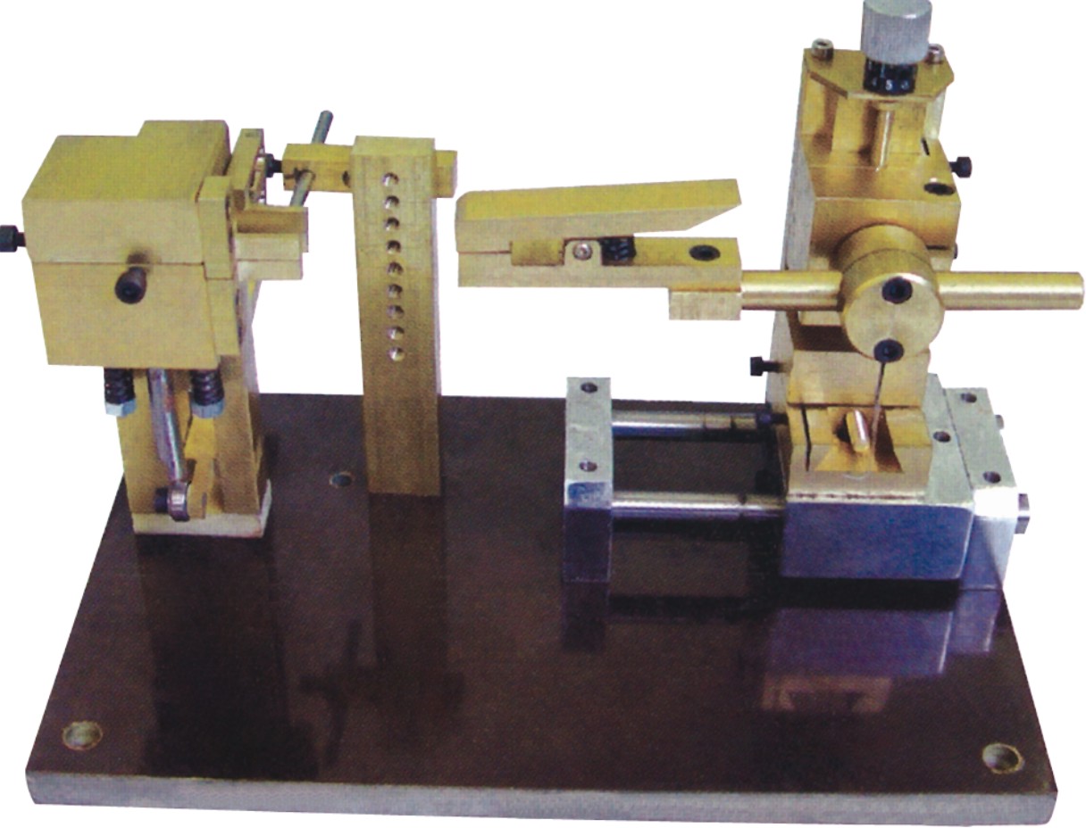 高頻點酒杯夾具